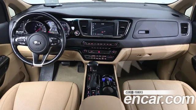 Kia Carnival 2020 thumb 7