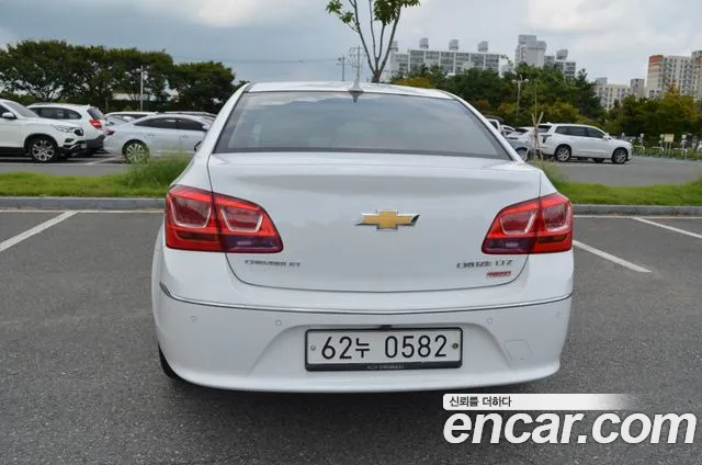 ChevroletGMDaewoo Cruze 2015 thumb 2