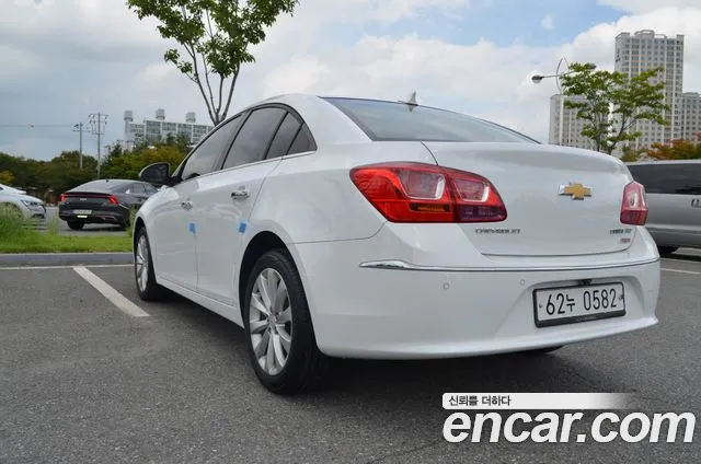 ChevroletGMDaewoo Cruze 2015 thumb 3