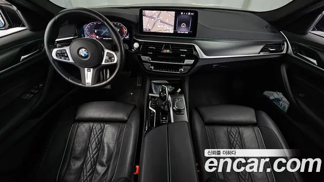 BMW 5-Series 2023 thumb 7