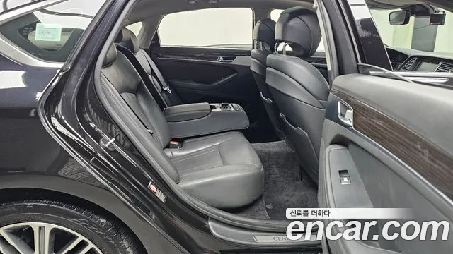 Genesis G80 2018 thumb 10