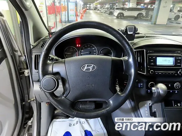Hyundai Starex 2016 thumb 9