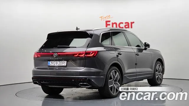 Volkswagen Touareg 2024 thumb 2