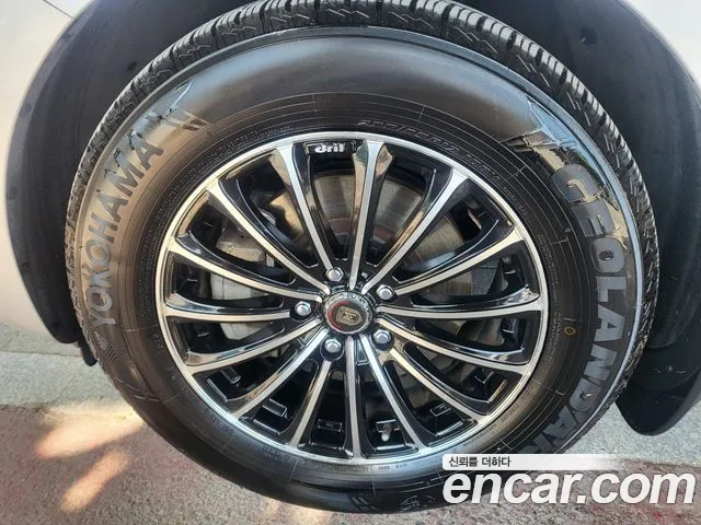 Kia Carnival 2014 thumb 5
