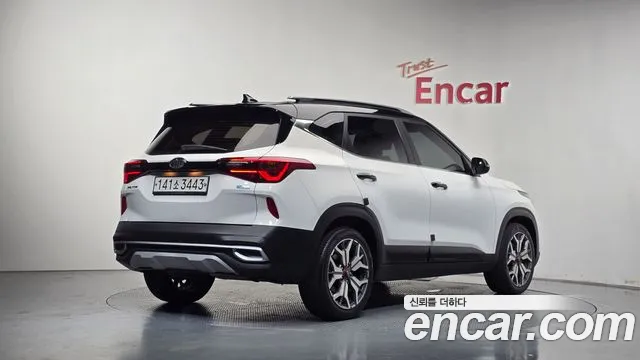 Kia Seltos 2019 thumb 2