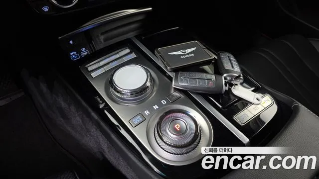 Genesis G80 2023 thumb 9