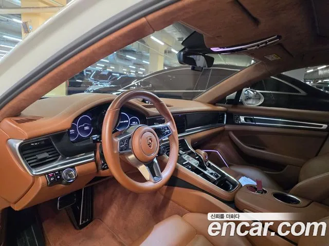 Porsche Panamera 2020 thumb 9