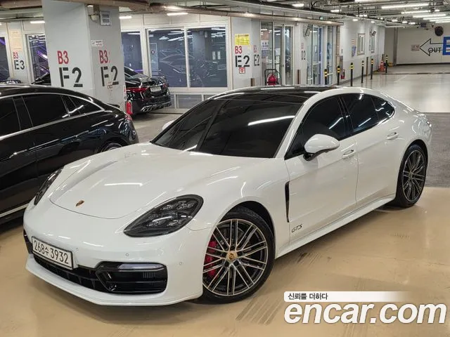 Porsche Panamera 2020 thumb 12