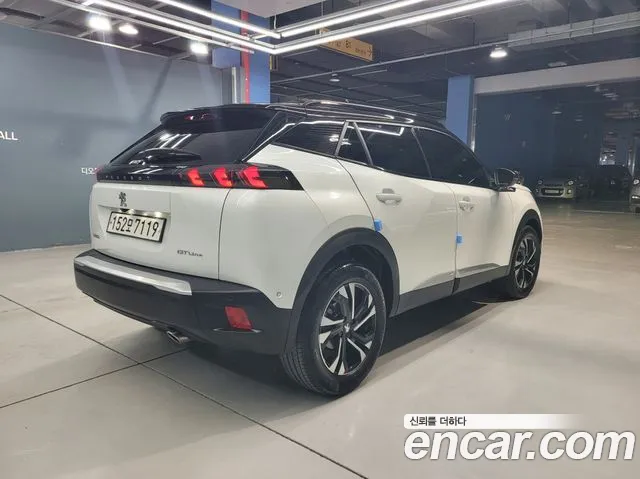 Peugeot 2008 2020 thumb 7