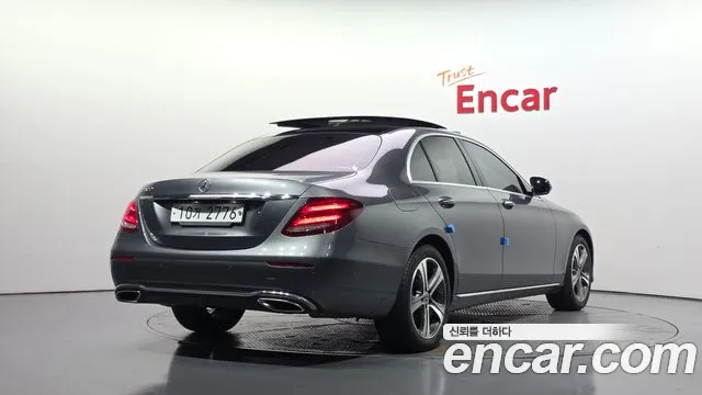 Mercedes-Benz E-Класс 2018 thumb 2