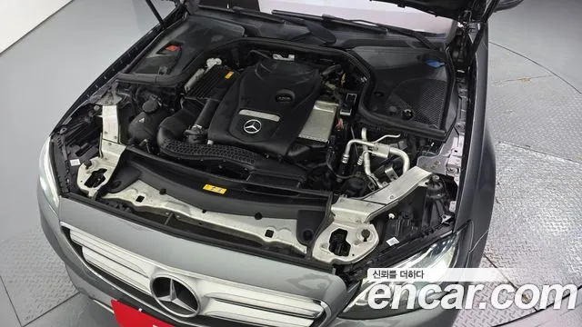 Mercedes-Benz E-Класс 2018 thumb 6