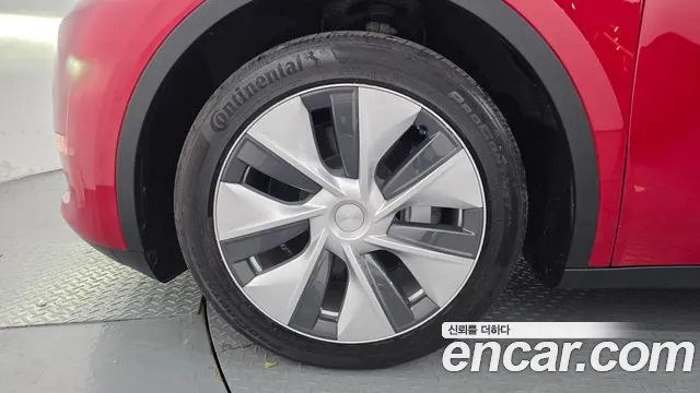Tesla Model Y 2022 thumb 5