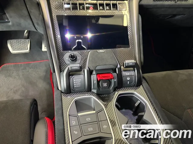 Lamborghini Urus 2024 thumb 9