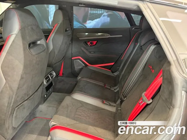 Lamborghini Urus 2024 thumb 10