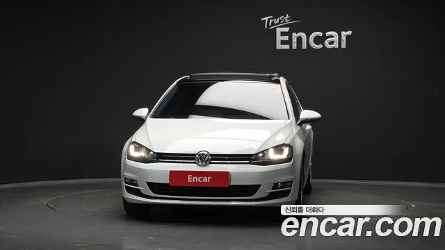 Volkswagen Golf Sportsvan 2015 thumb 3