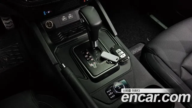 KG_Mobility_Ssangyong Rexton 2022 thumb 9
