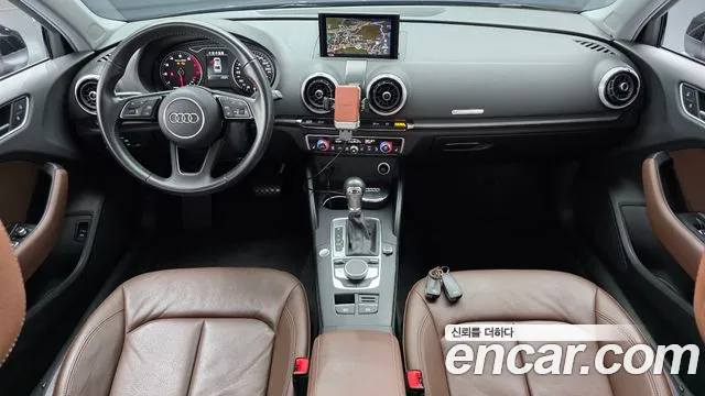 Audi A3 2020 thumb 6