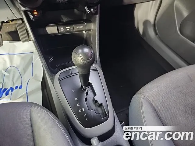 Kia Morning 2018 thumb 8