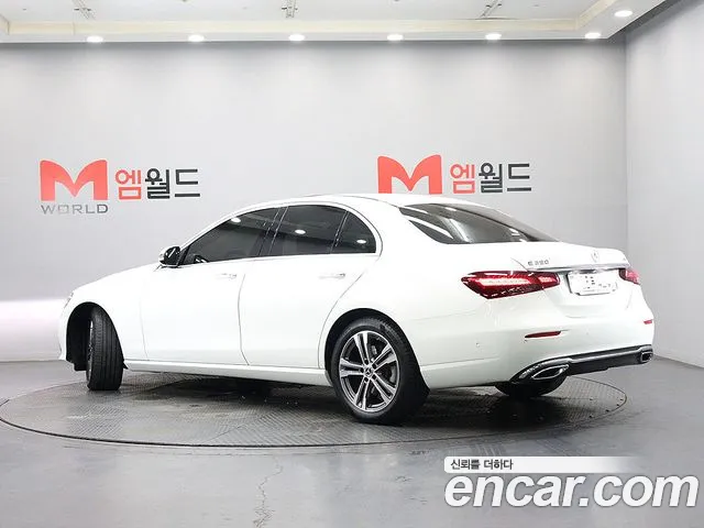 Mercedes-Benz E-Класс 2022 thumb 3