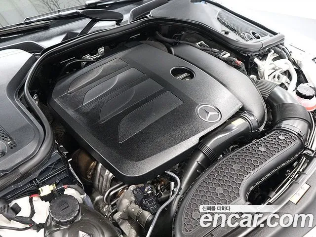 Mercedes-Benz E-Класс 2022 thumb 6