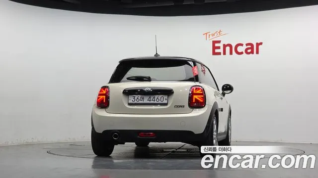 MINI Hatch 2017 thumb 4