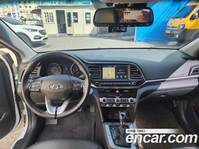 Hyundai Avante 2019 thumb 10