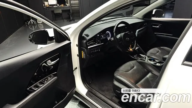 Kia Niro 2020 thumb 10