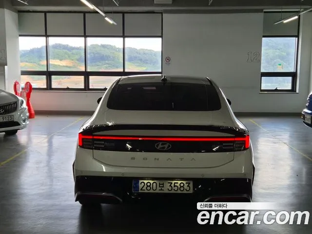 Hyundai Sonata 2023 thumb 4