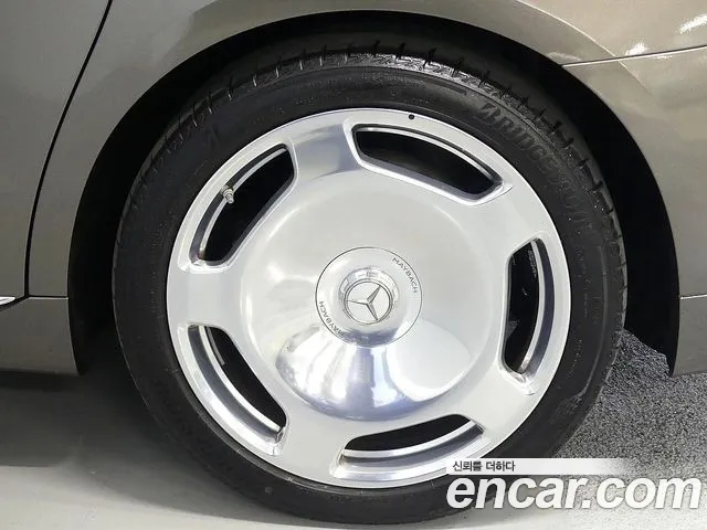 Mercedes-Benz S-Класс 2023 thumb 7