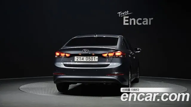 Hyundai Avante 2016 thumb 4