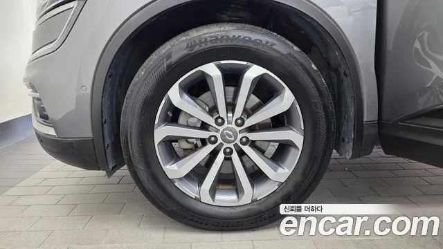 Renault-KoreaSamsung Koleos 2019 thumb 5