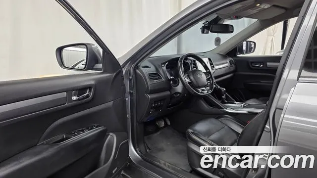 Renault-KoreaSamsung Koleos 2019 thumb 10