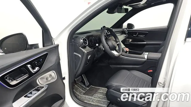 Mercedes-Benz GLC 2024 thumb 9
