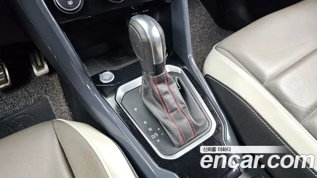 Volkswagen T-Roc 2021 thumb 9