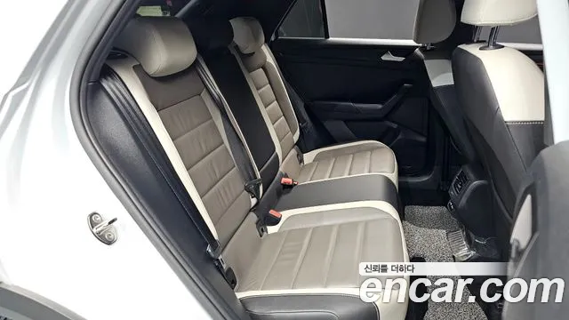 Volkswagen T-Roc 2021 thumb 12