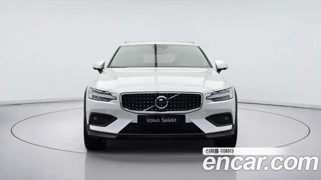 Volvo V60 2025 thumb 2