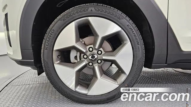 KG_Mobility_Ssangyong Torres 2024 thumb 5