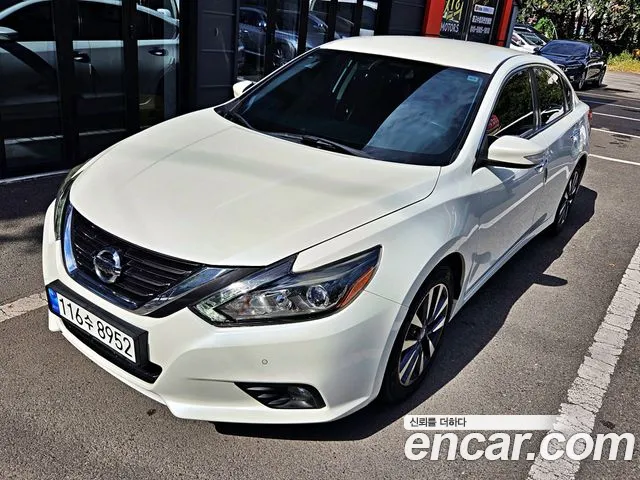 Nissan Altima 2017 thumb 2
