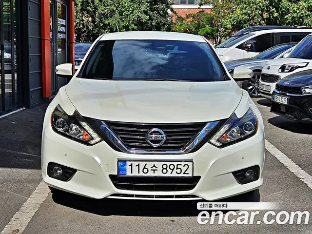 Nissan Altima 2017 thumb 12