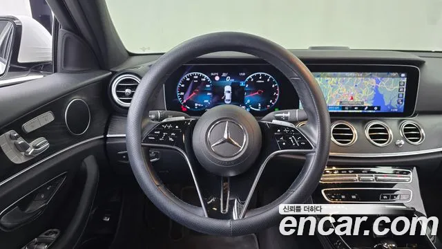 Mercedes-Benz E-Класс 2023 thumb 12