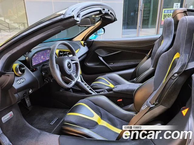Mclaren 720S 2019 thumb 6
