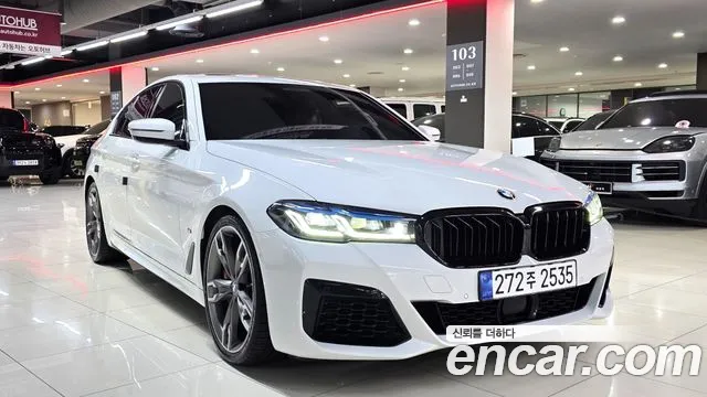 BMW 5-Series 2023 thumb 2