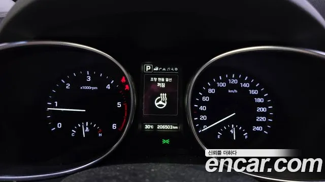 Hyundai Santa Fe 2015 thumb 8