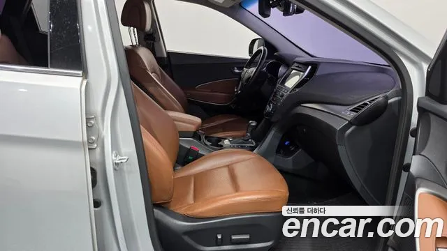 Hyundai Santa Fe 2015 thumb 11