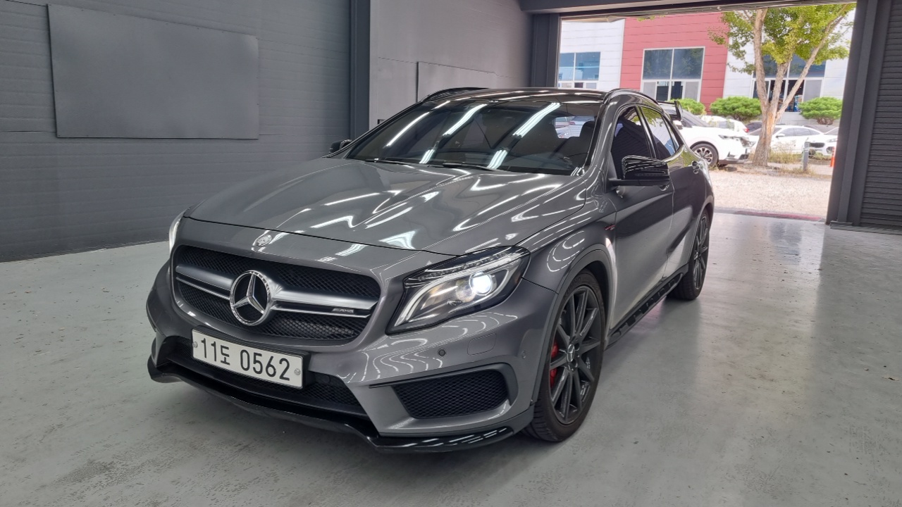 Mercedes-Benz GLA 2015 thumb 11