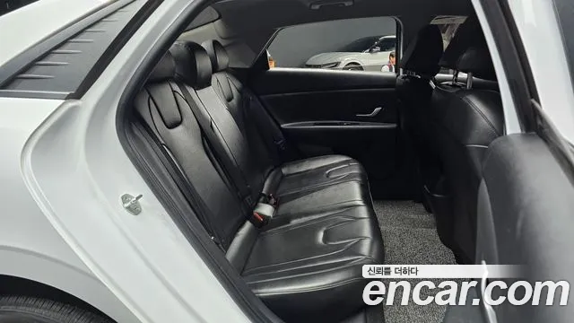Hyundai Avante 2021 thumb 10