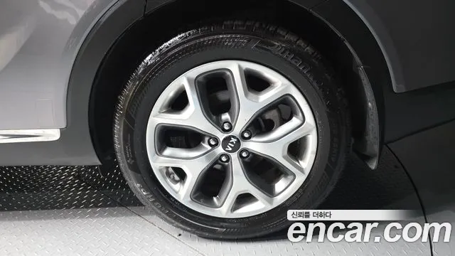 Kia Sorento 2015 thumb 5