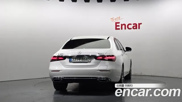 Mercedes-Benz E-Класс 2021 thumb 4