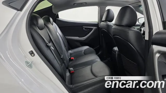 Hyundai Avante 2013 thumb 10