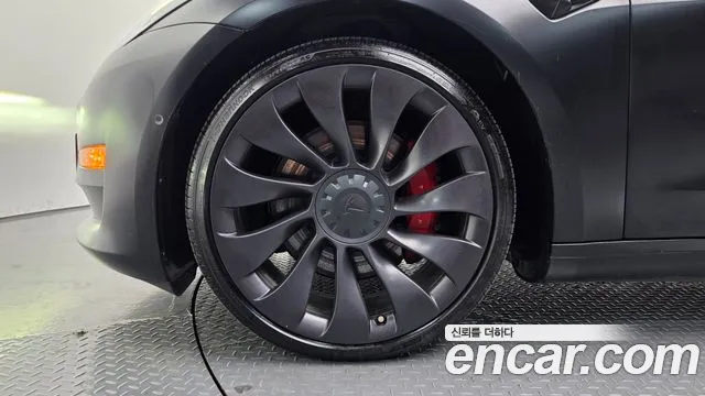 Tesla Model 3 2021 thumb 4